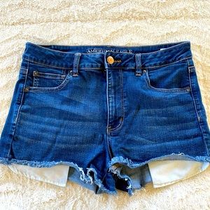 AE Hi Rise Shortie shorts